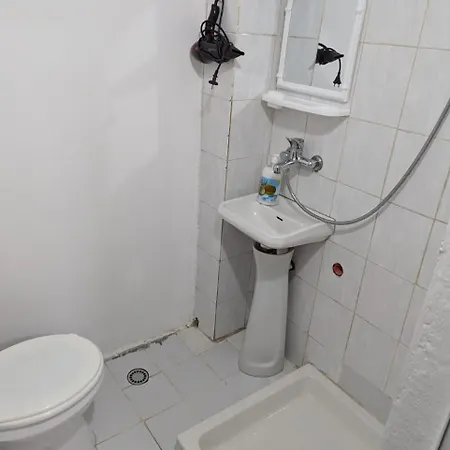 Zhizelle Xhamllik'Apartment Tirana Exterior photo